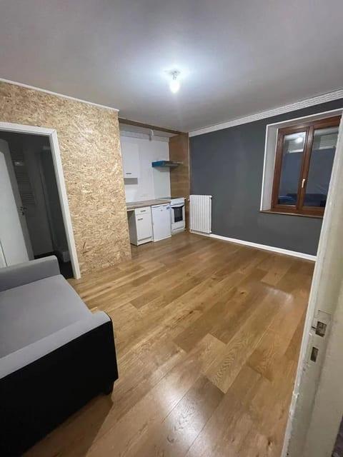Immeuble à vendre à Thil (FR) image 2