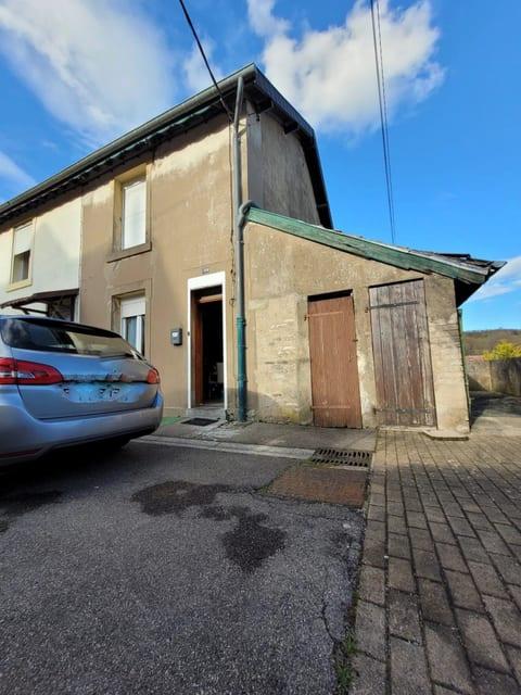 House for sale in Thil (FR) image 1
